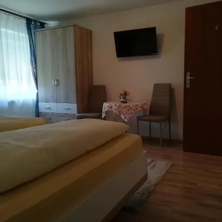 Irma Bed & Breakfast Bad Füssing